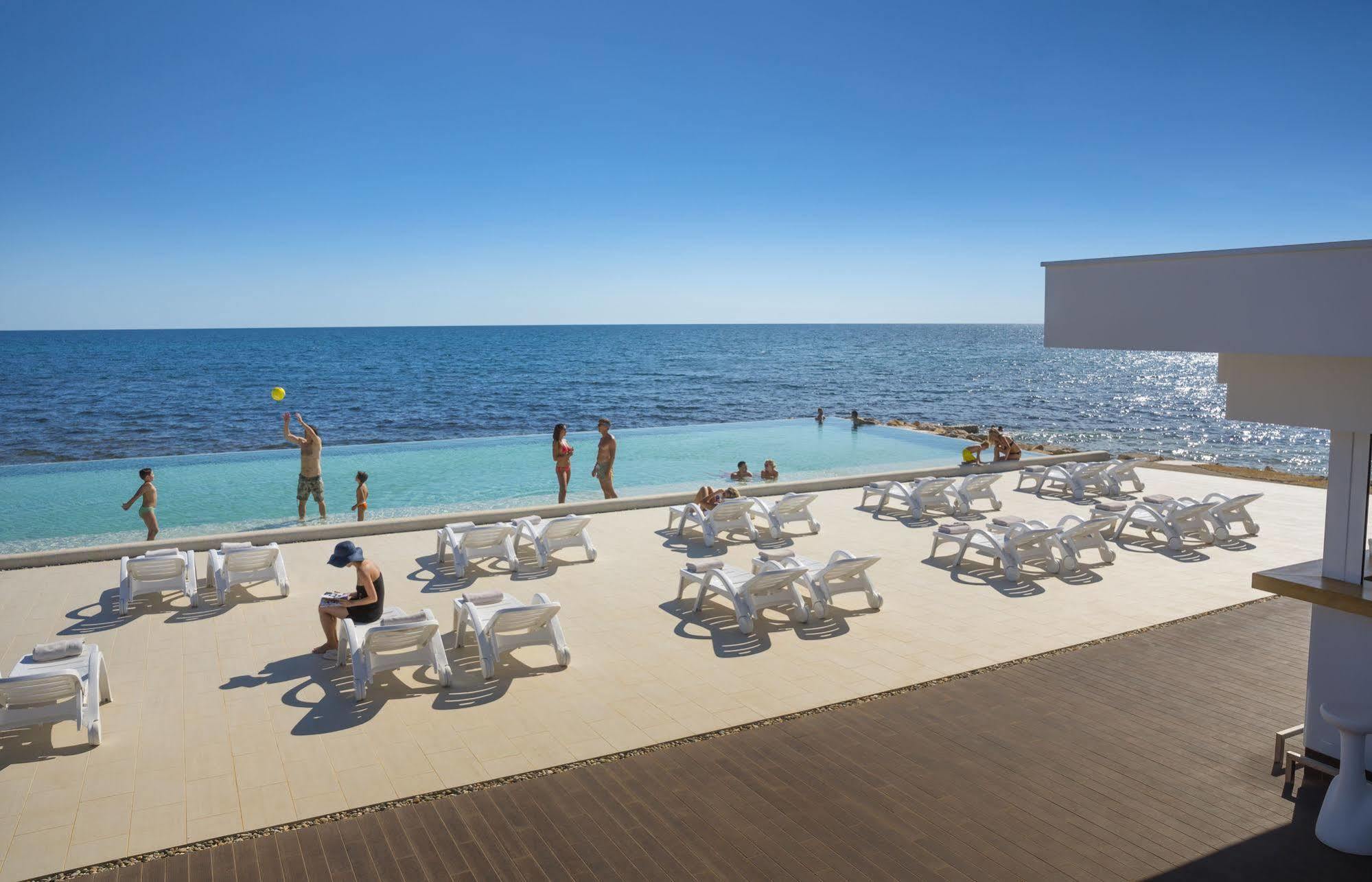 Aminess Sirena - Holiday Homes Classic Novigrad Istria 外观 照片